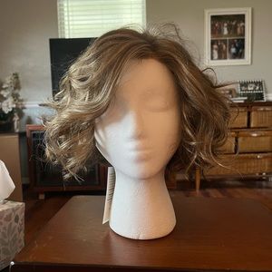 Beautiful Paula Young Wig w/Highlights